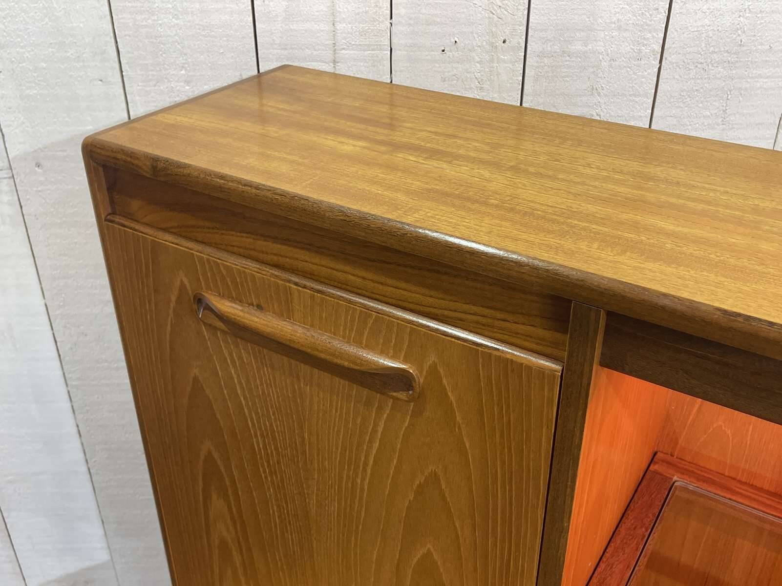 Enfilade bar GPLAN in teak from the 1970s.