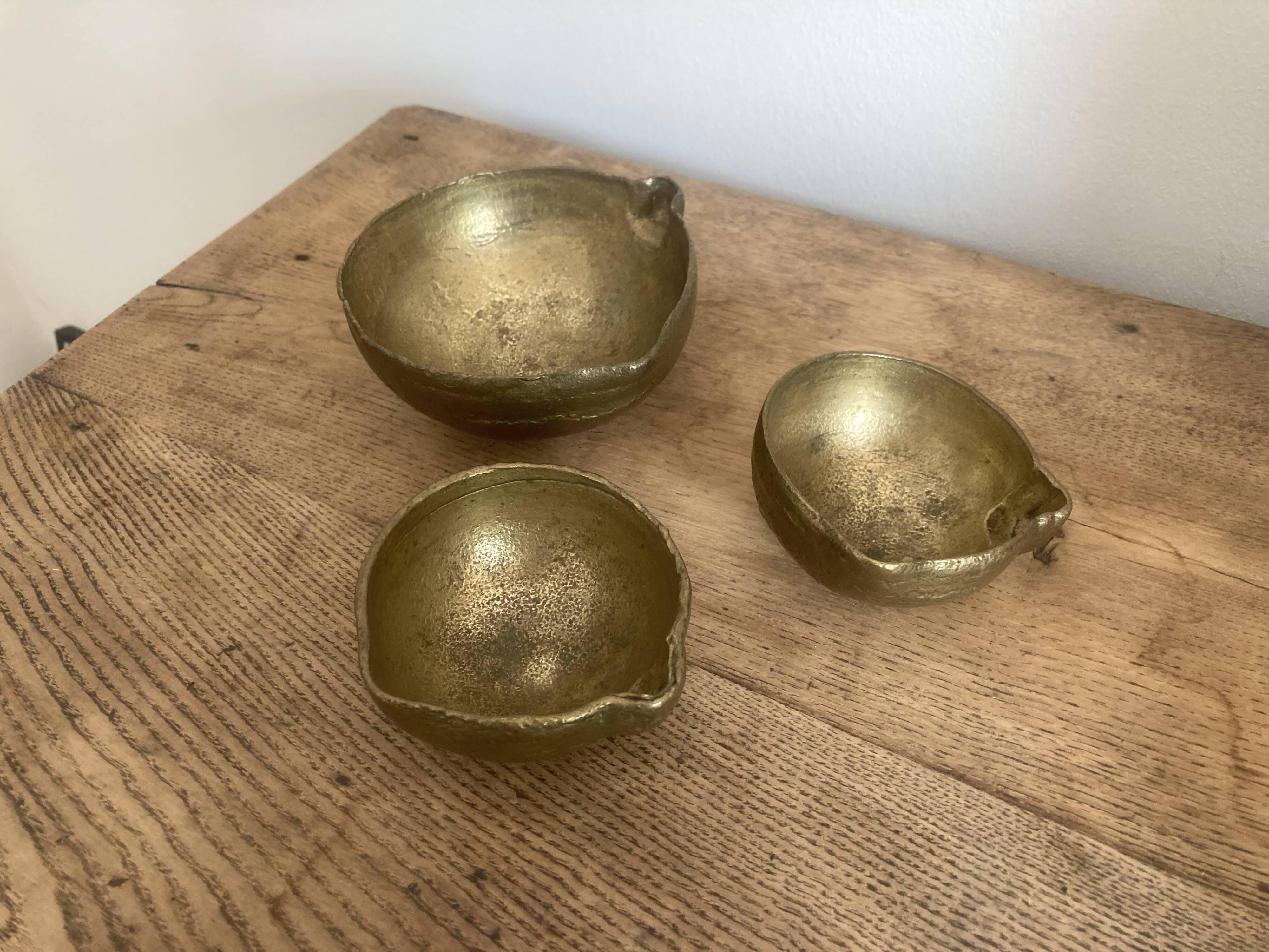 Empty bronze pocket or cup - old foundry ladle head