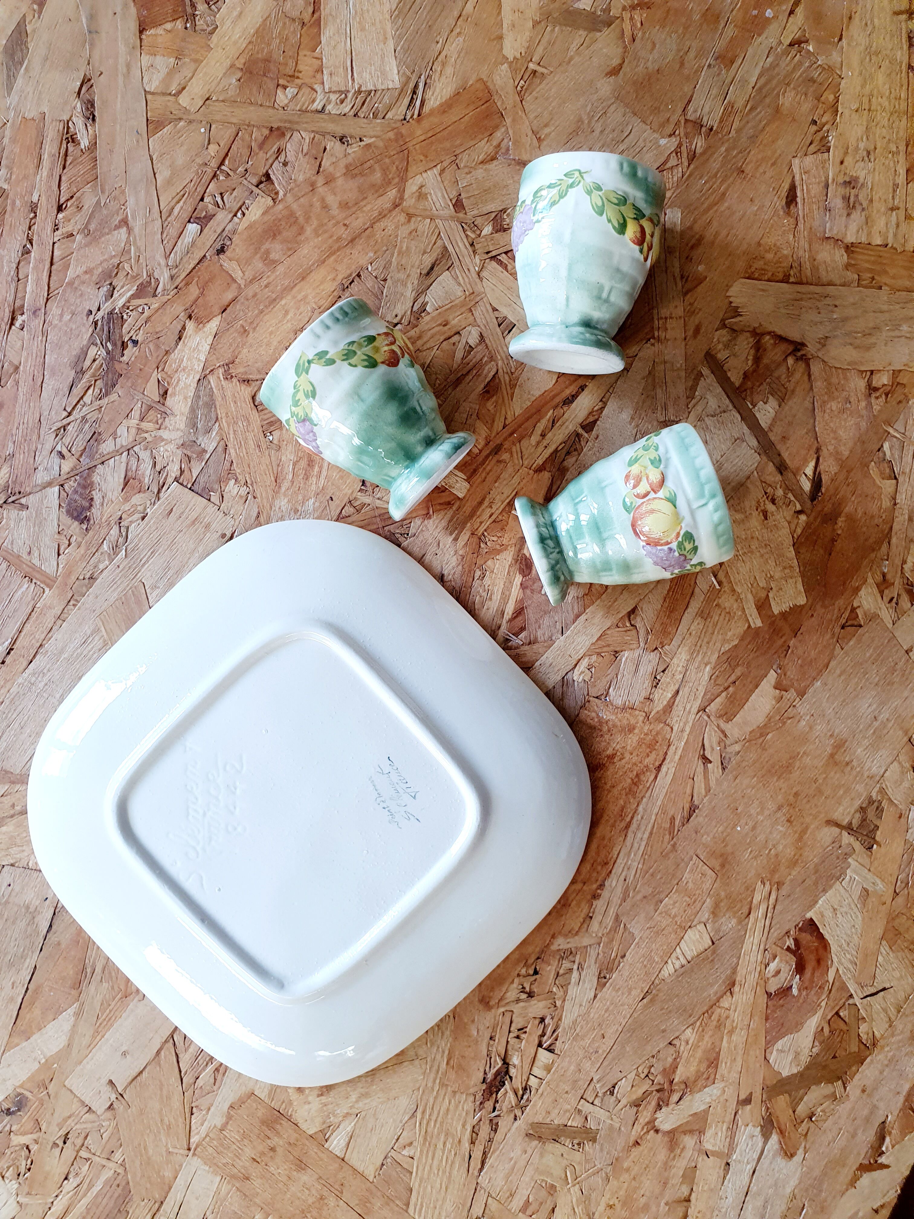 Saint Clément set of cockerels and slip tray