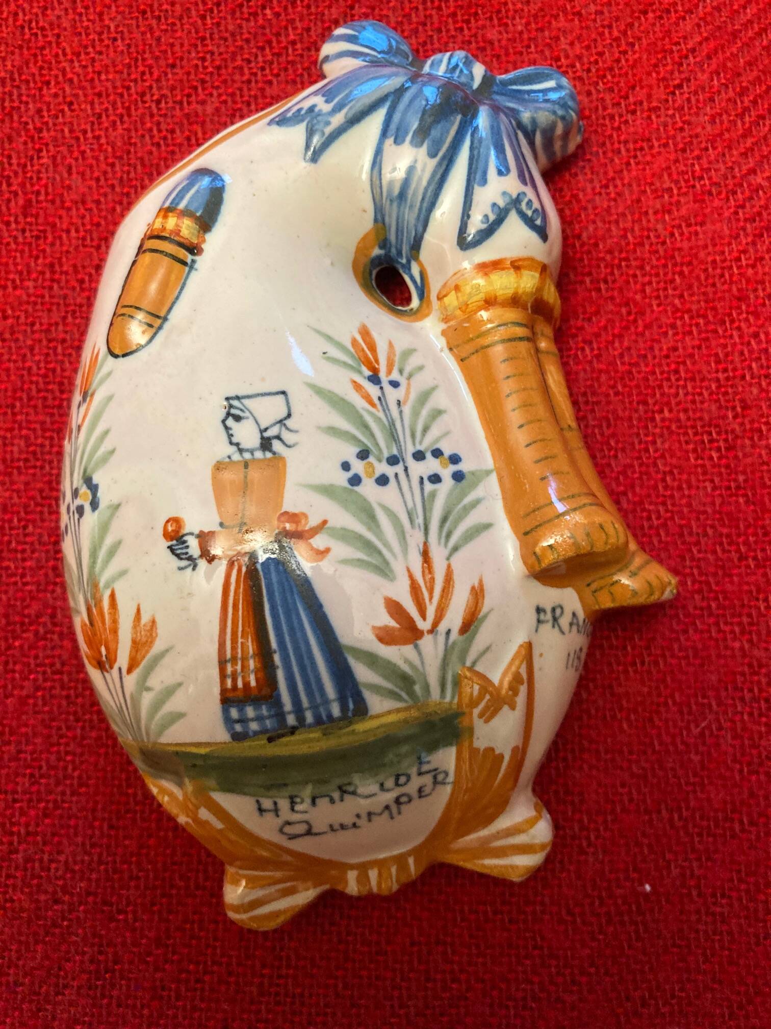 Henriot Quimper earthenware bouquetettes (couple)