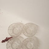 Set of 4 chiseled glass cups