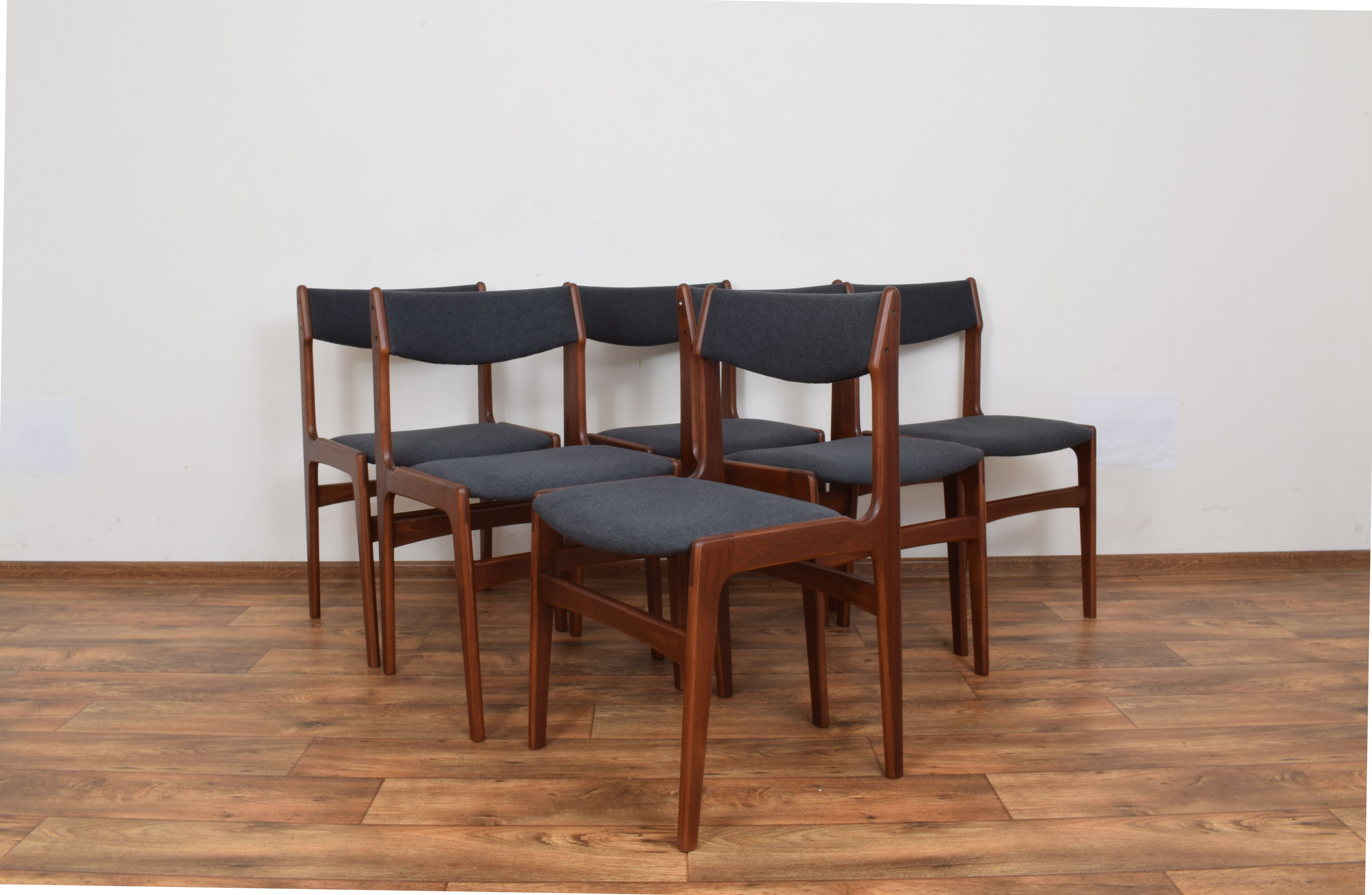 Set of 6 chairs by Erik Buch, 1960
