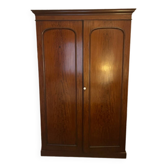 Armoire anglaise