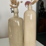 Set of 2 enamelled sandstone bottles