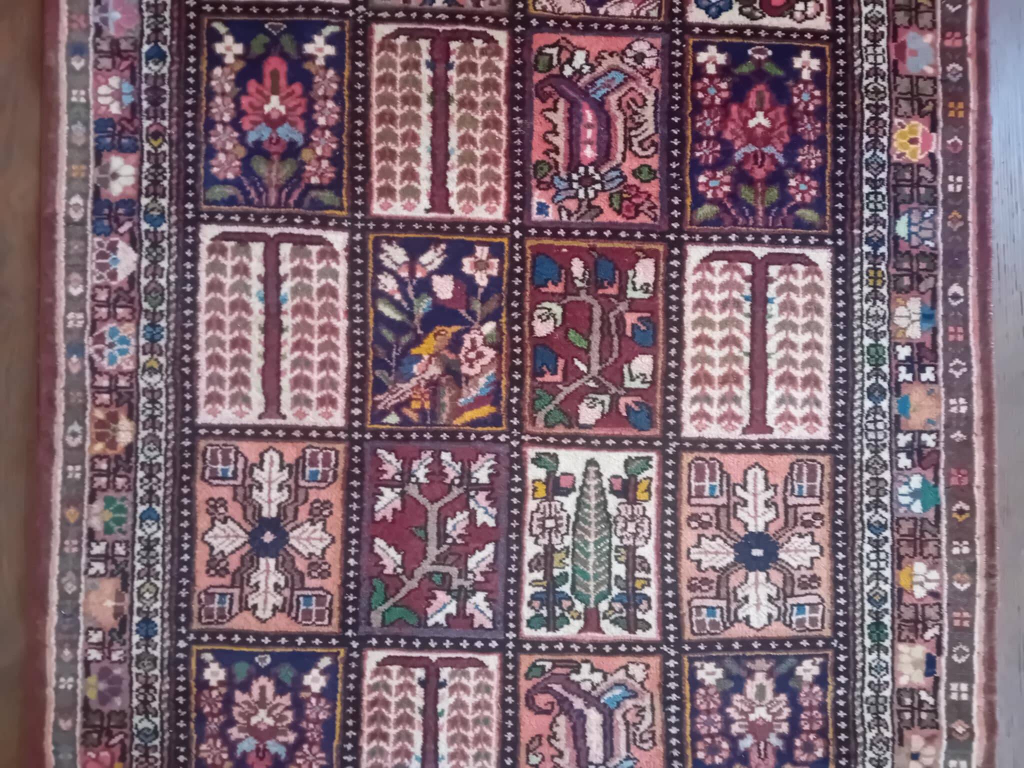 Handmade Persian Bachtiar Rug 208x142cm