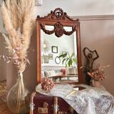 Miroir ancien en bois sculpté 82x48