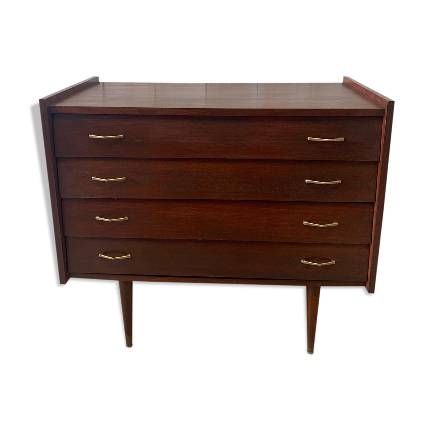 Chest of drawers with tapered feet