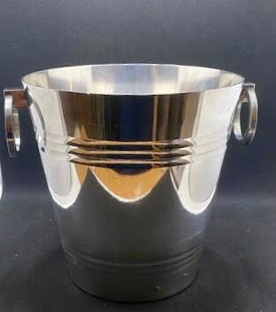 Champagne bucket