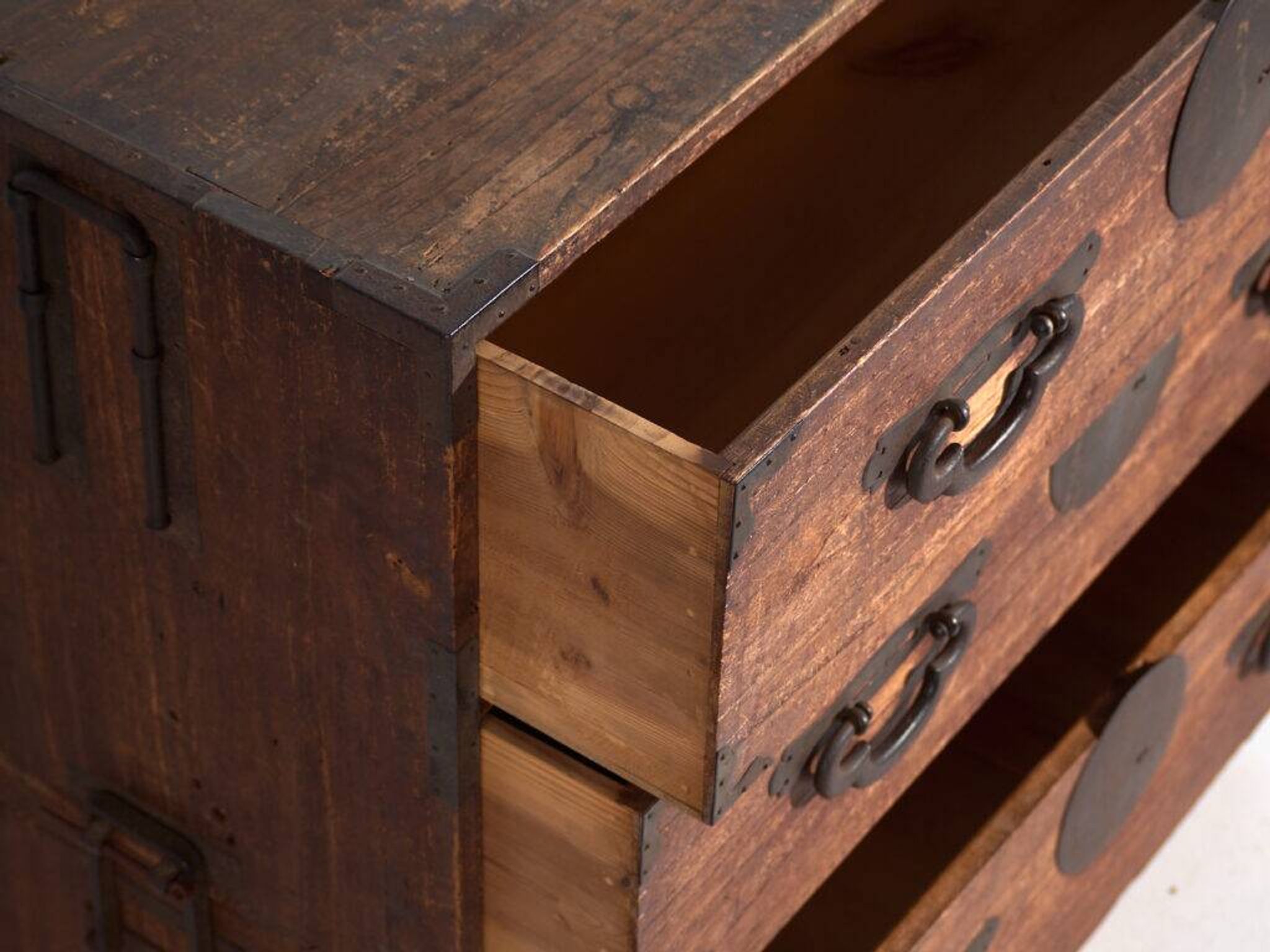 Coffre de rangement ancien – période Meiji / Taishō (c.1868-1926) #41