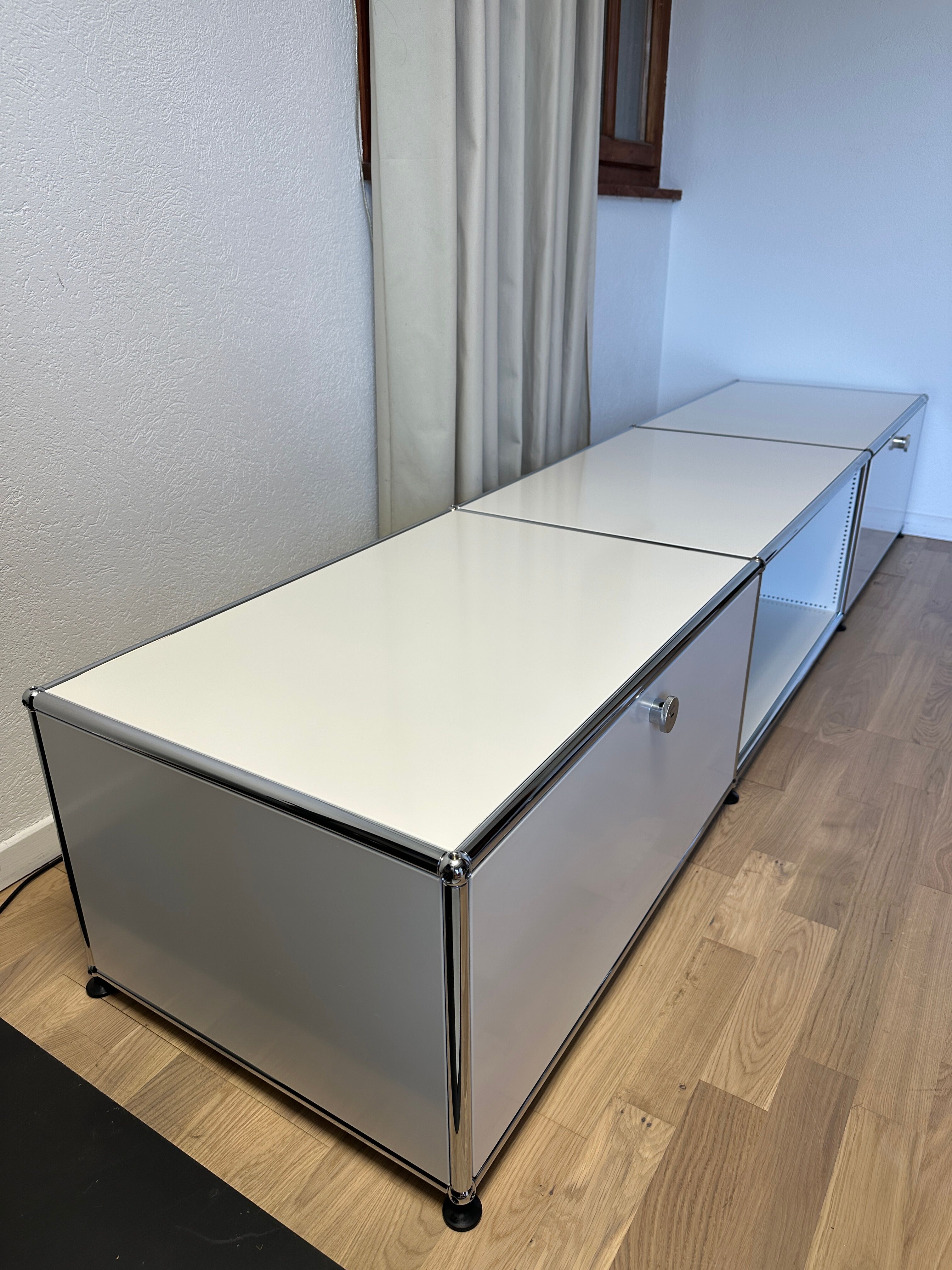 USM Haller TV unit in Pure White