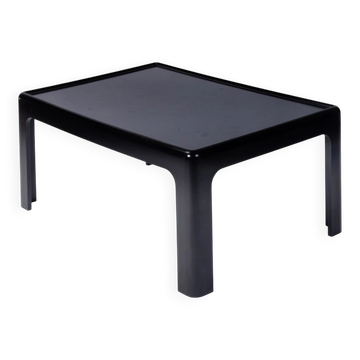 Table basse Model 08/21 par Peter Ghyczy pour la collection Horn