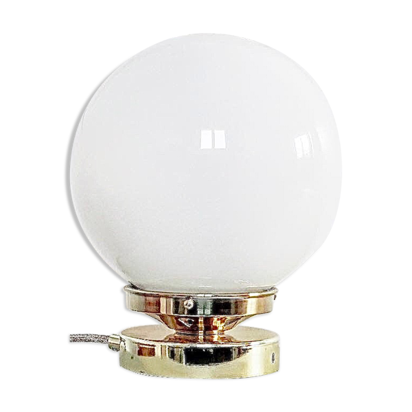 Lampe à poser opaline