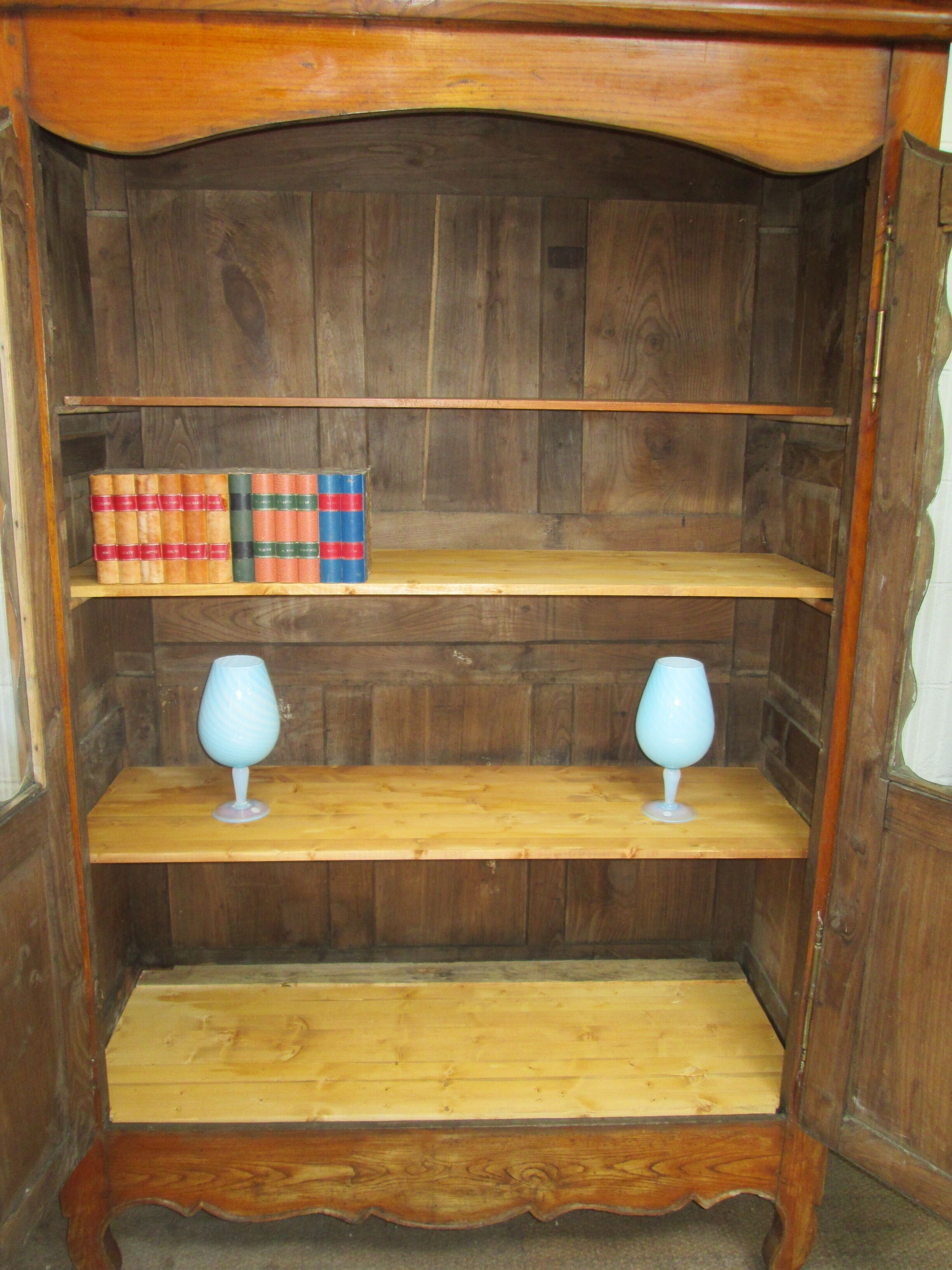 Chataignier library cabinet