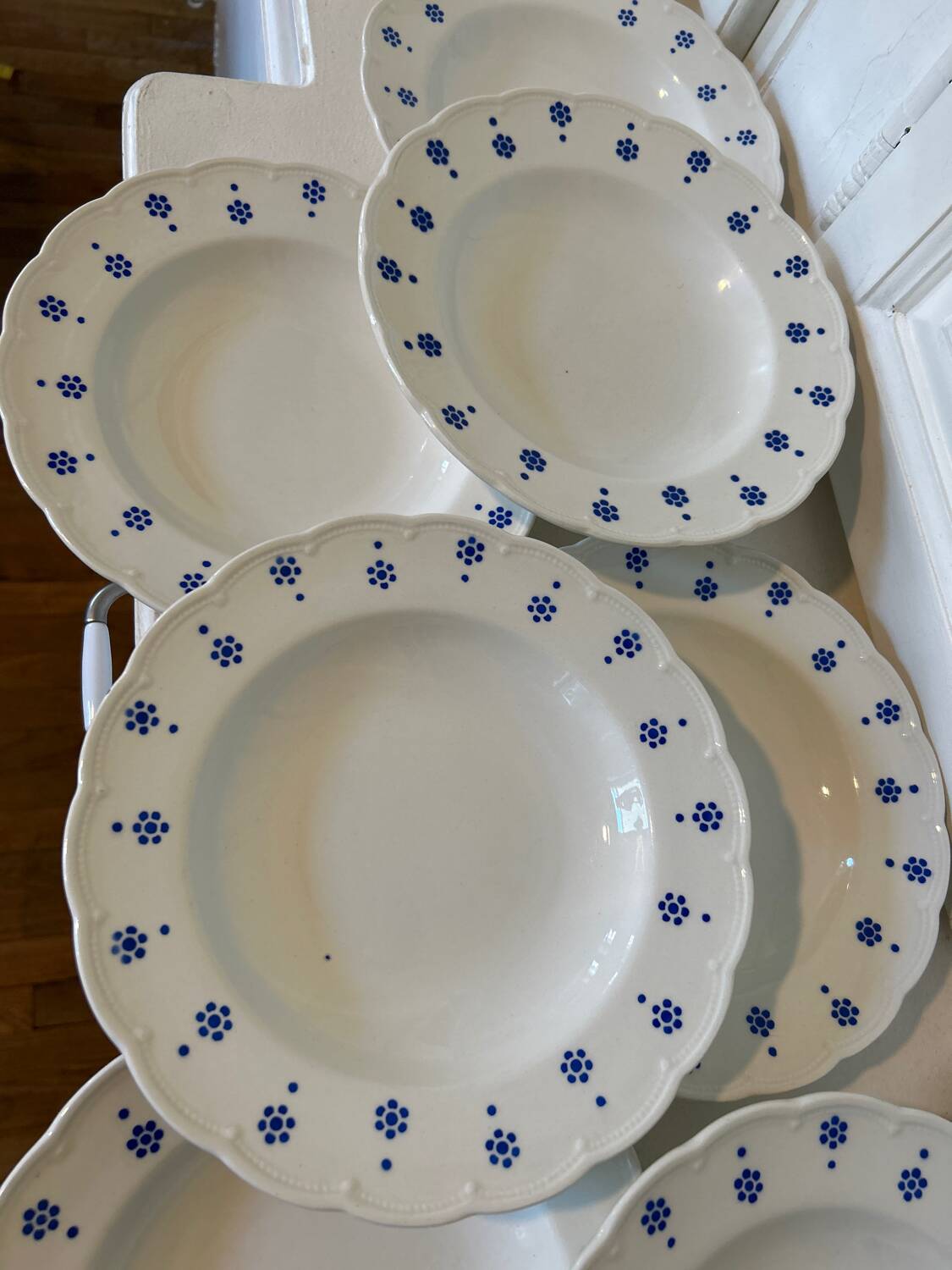 Set of 10 Boch La Louvière soup plates