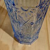 Bouteille en verre bleu ciel