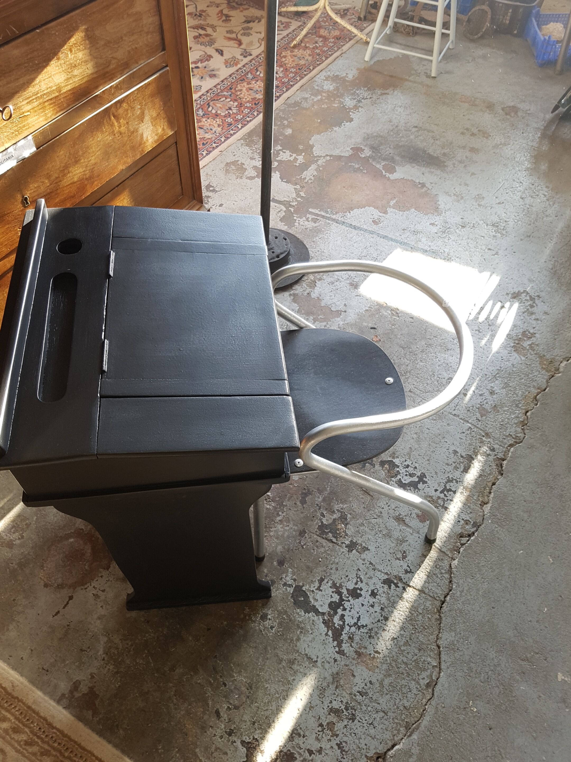 Child desk and chair