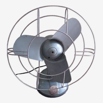 Vintage calor industrial fan