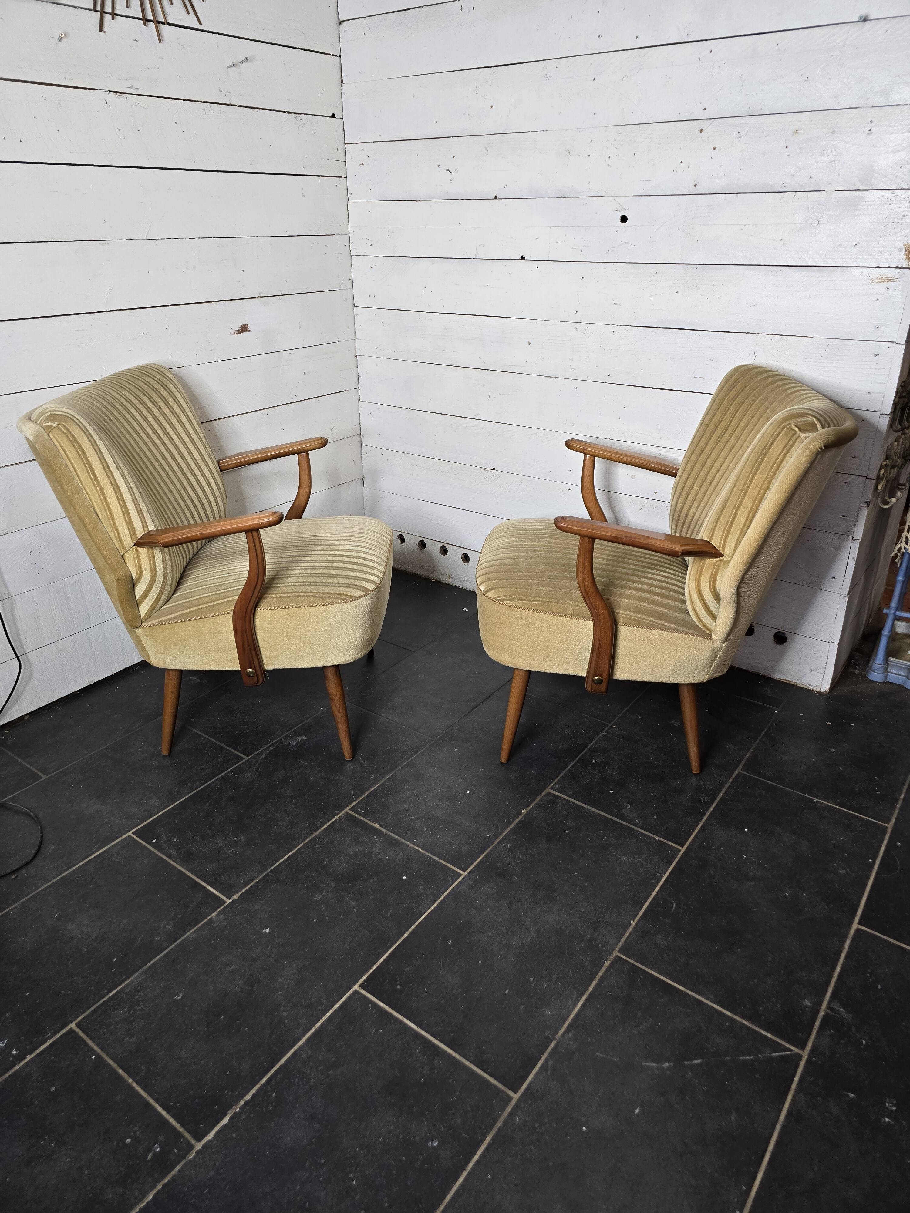 Paire de fauteuils cocktail