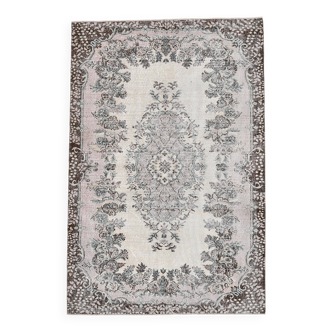 Tapis vintage marron et beige 173x253 cm