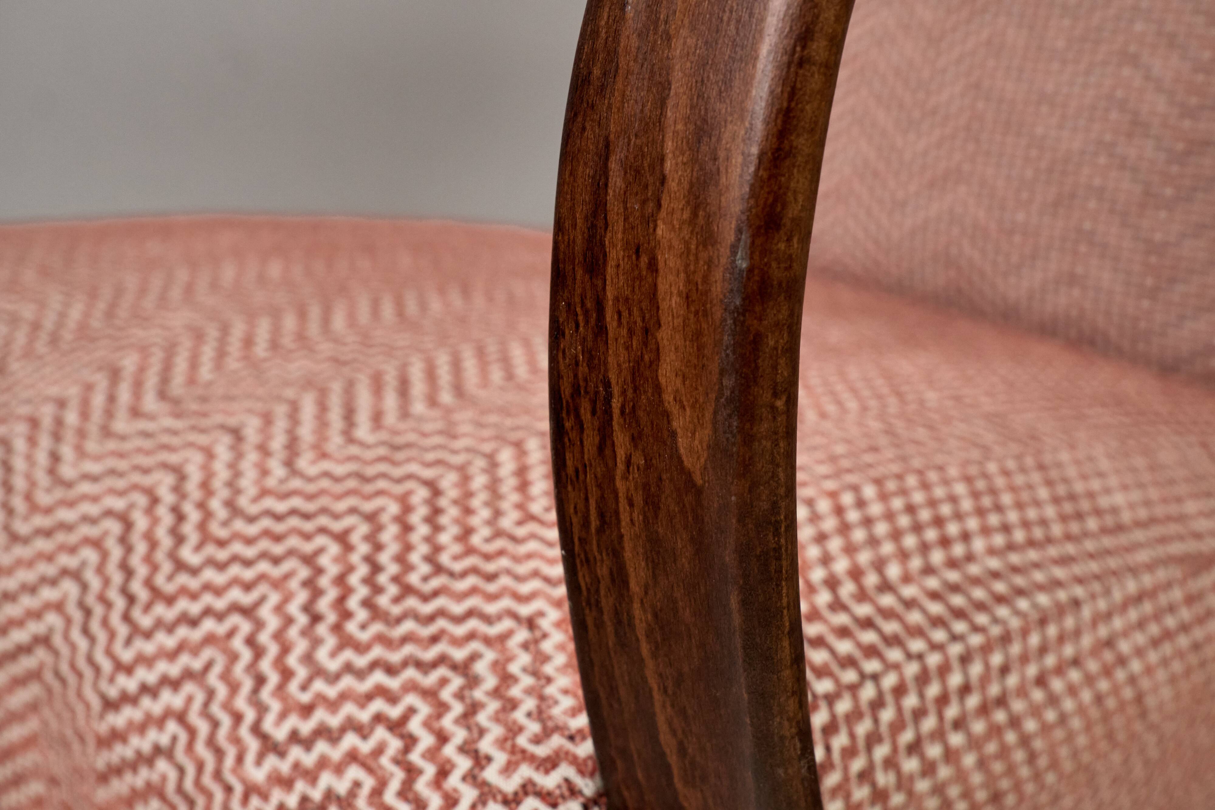H 410 Armchair designed by Jindrich Halabala, 1940s, Czechoslovakia