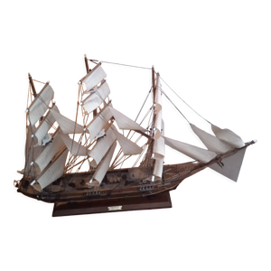 Maquette bateau fragata