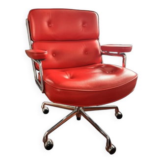 Eames chair