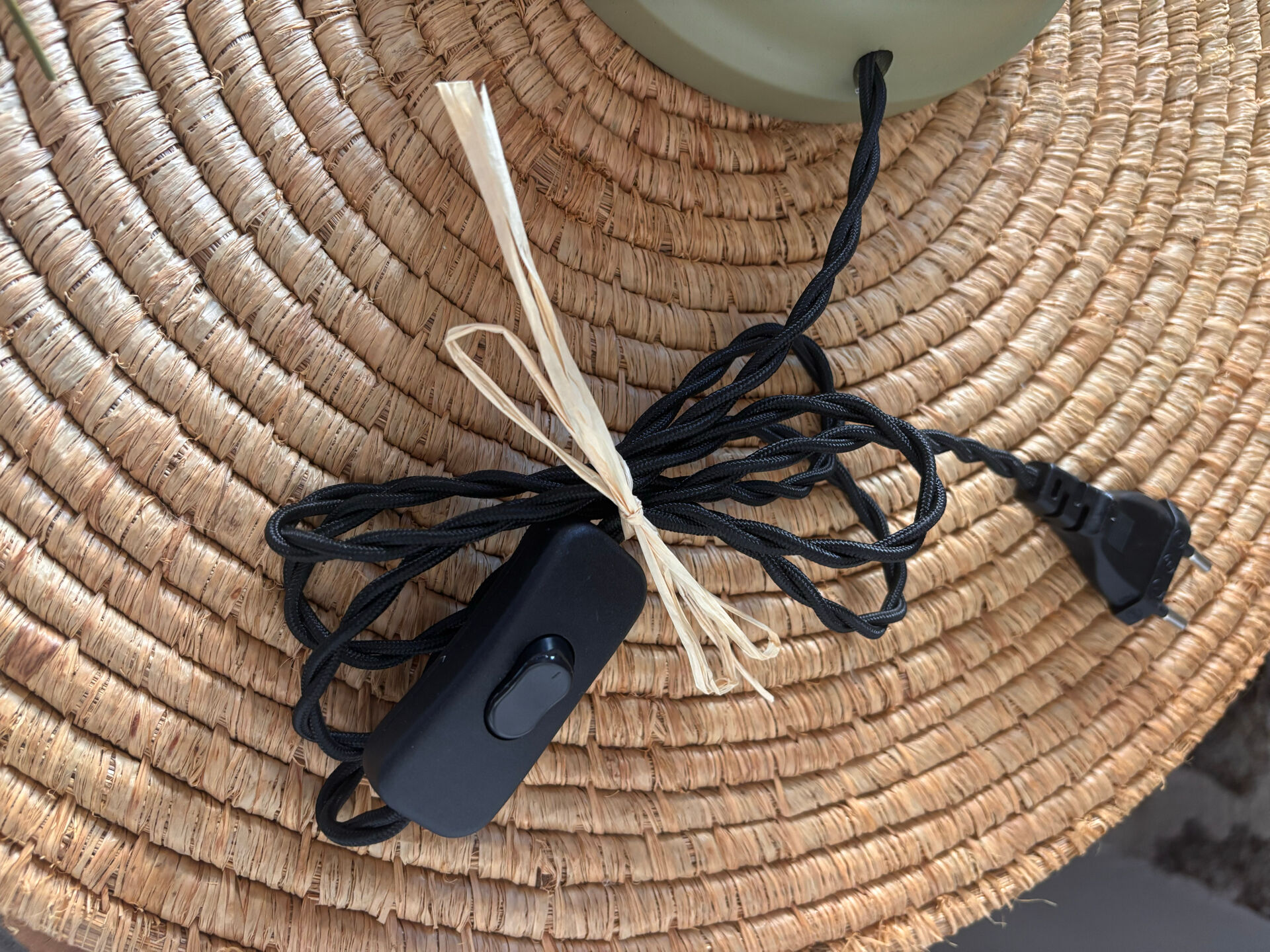 Lampe vintage torsadée – abat-jour indienne fait main