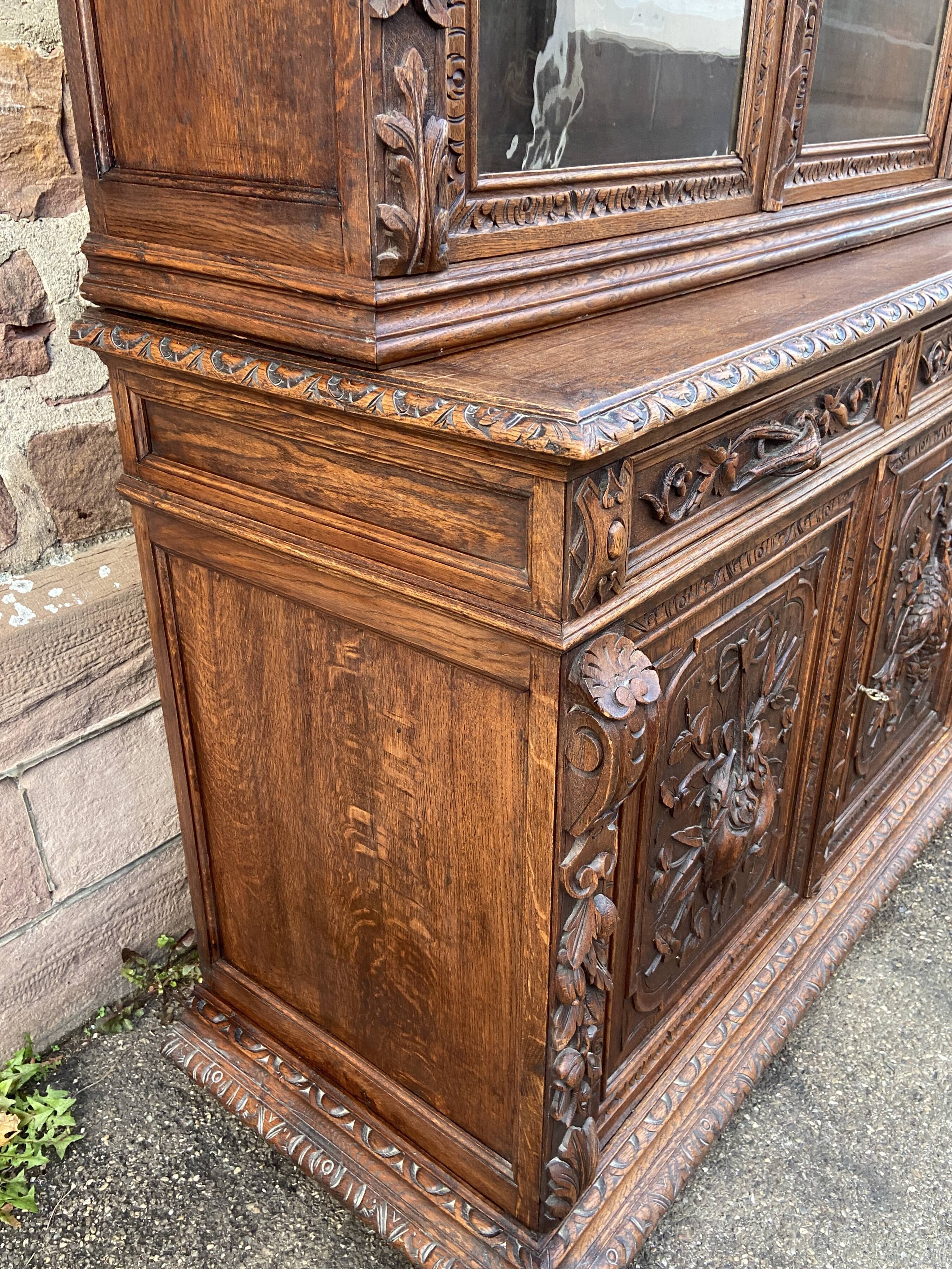 Hunting buffet style Louis XIII Renaissance XXth