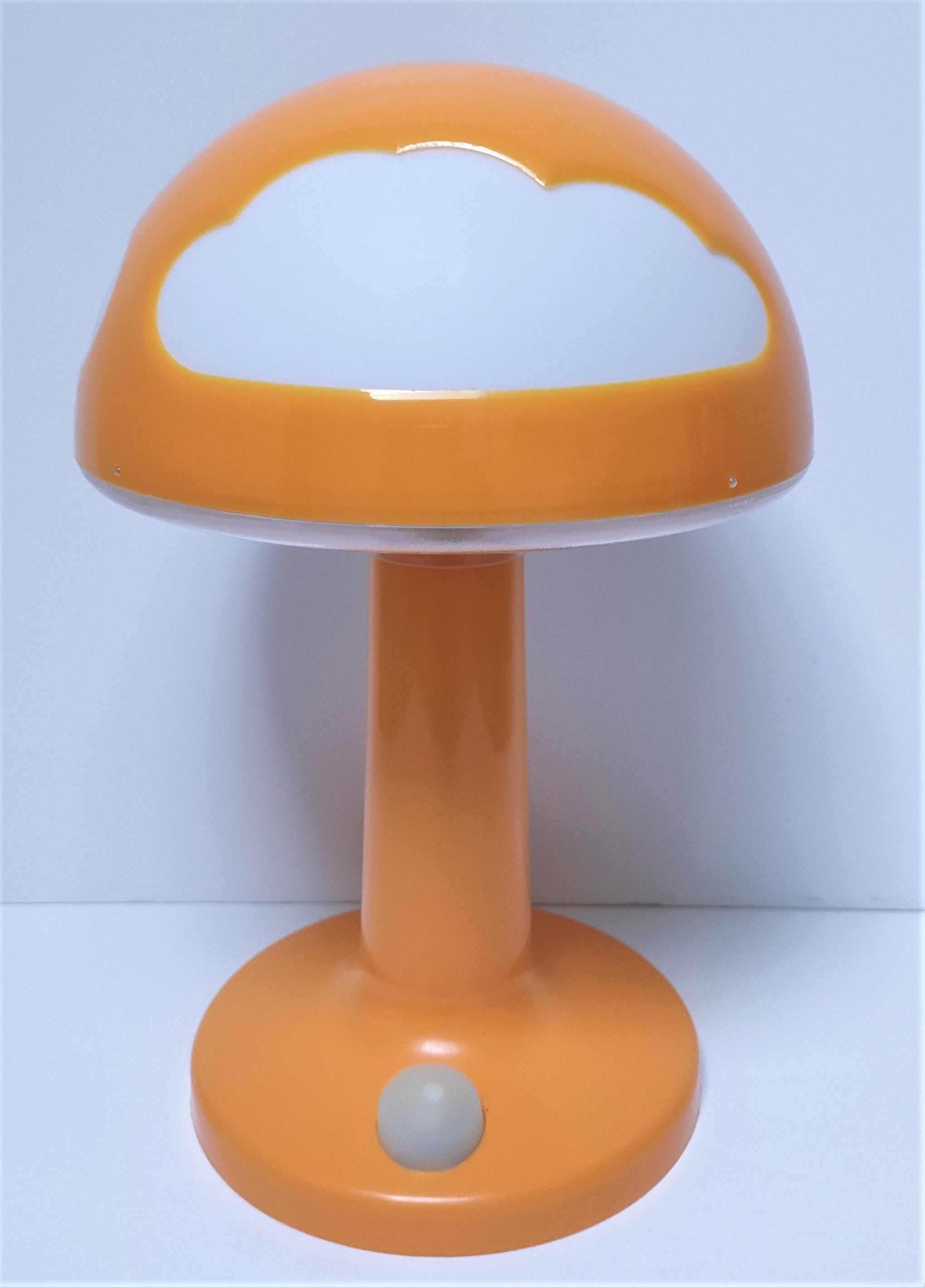 Skojig orange cloud lamp Ikea design Henrik Preutz