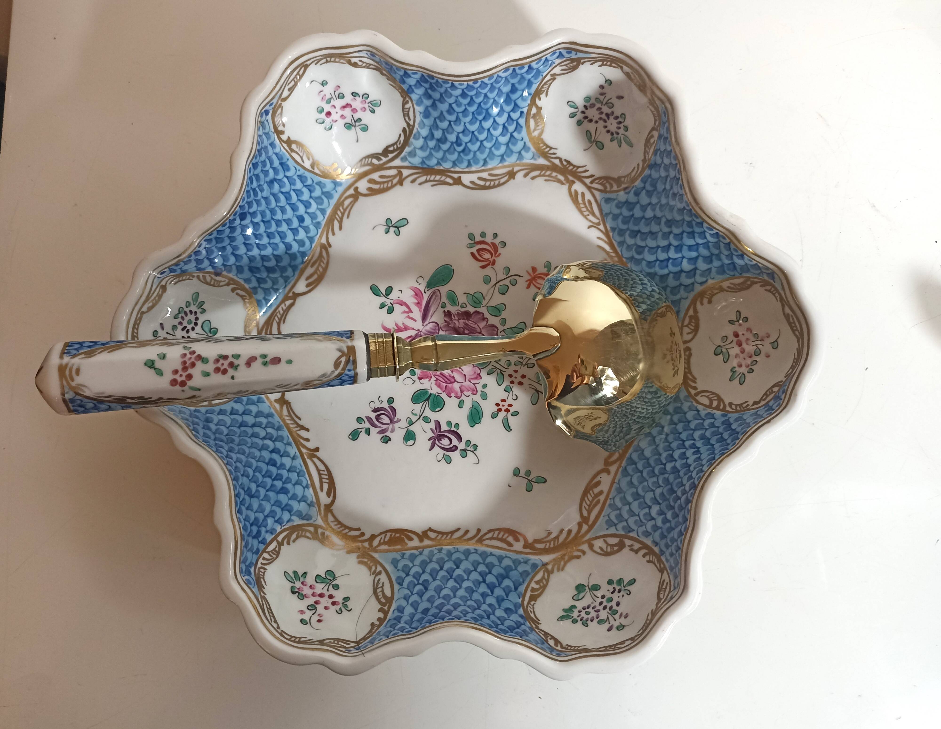 Compote bowl with serving spoon