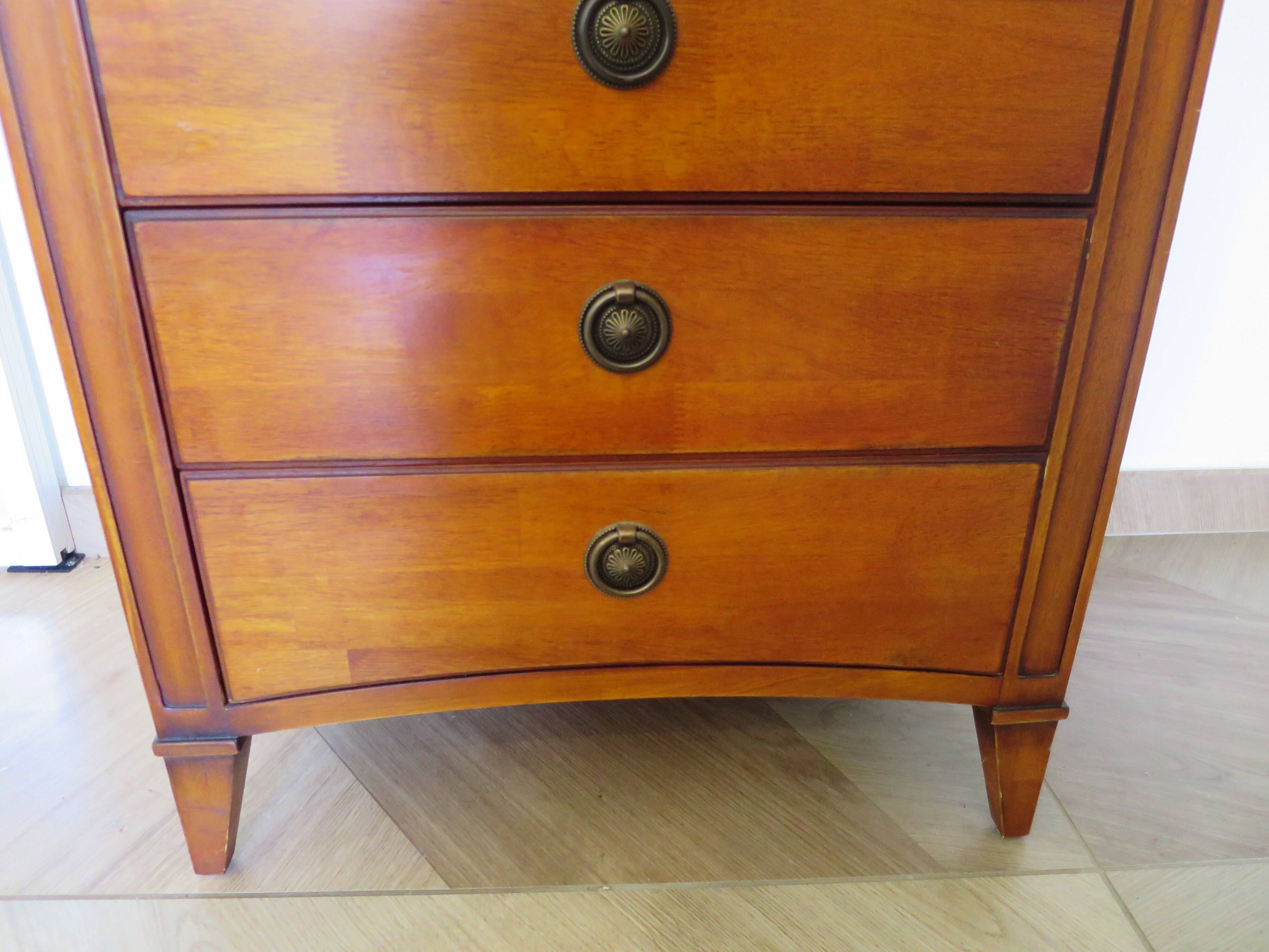 Semainier-Commode- 7 tiroirs-merisier-Style Louis Philippe-Pieds trapèze