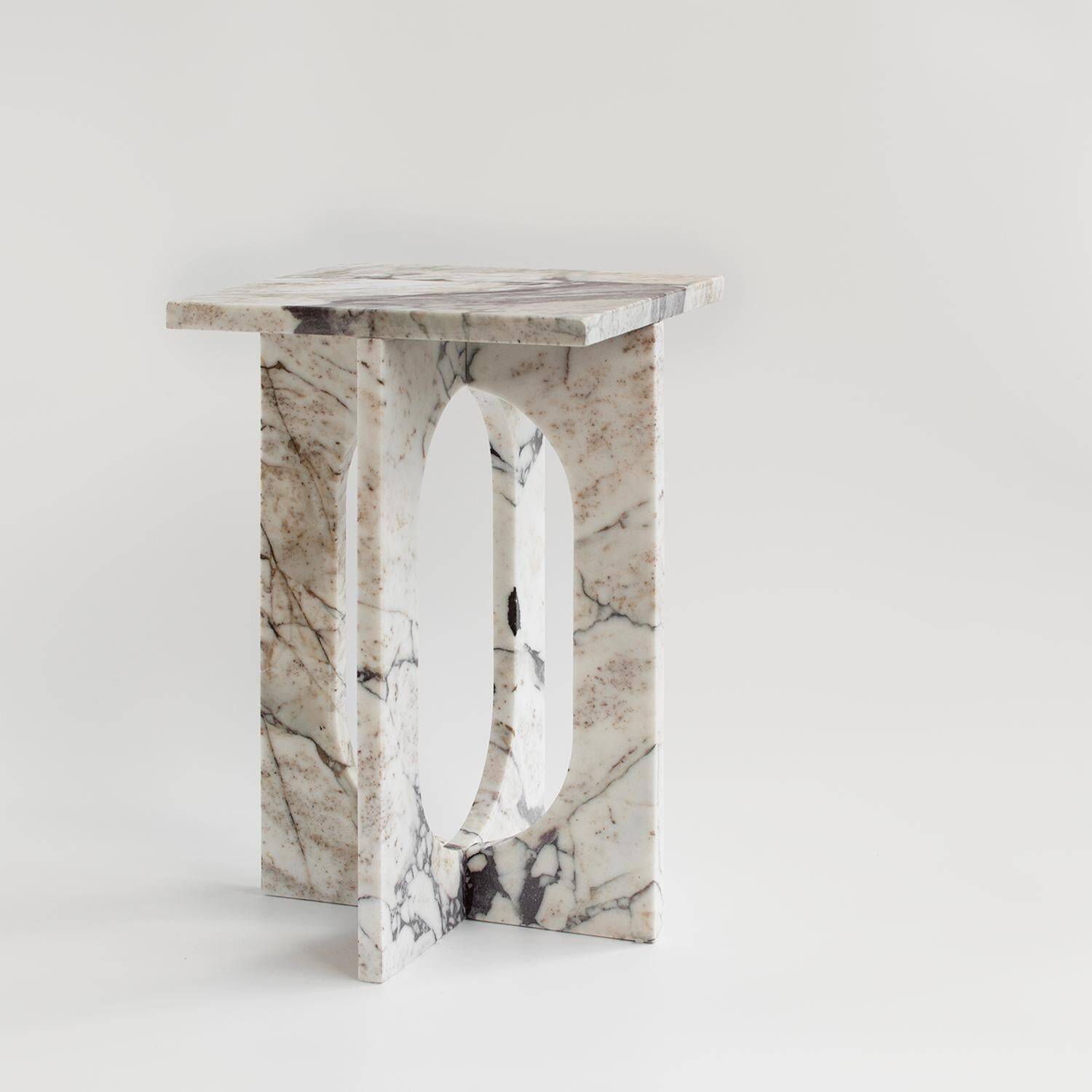 Table d'appoint en marbre Calacatta "BOND"