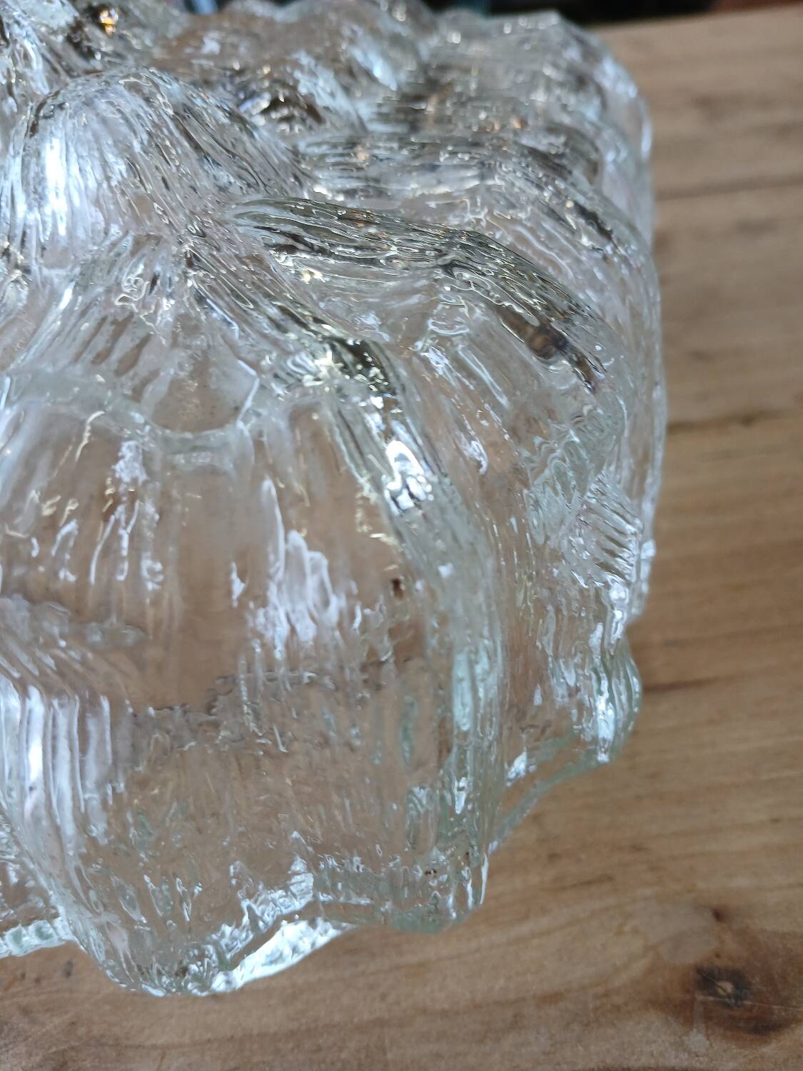 Antique wall/ceiling light in molded glass