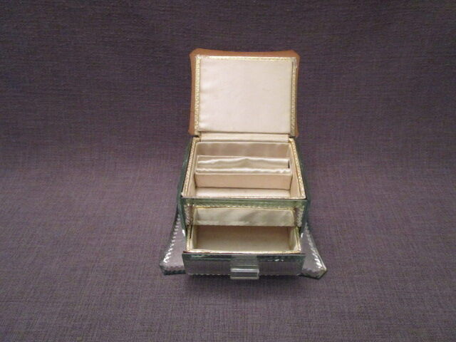 Vintage bevelled antique glass-mirror jewelry box