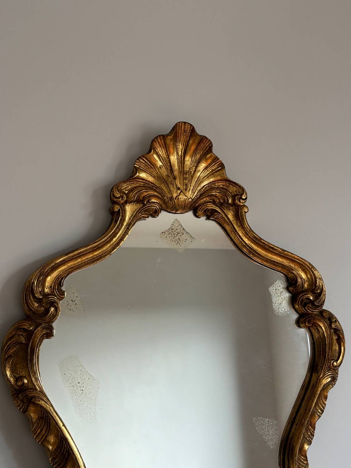 Golden shell mirror