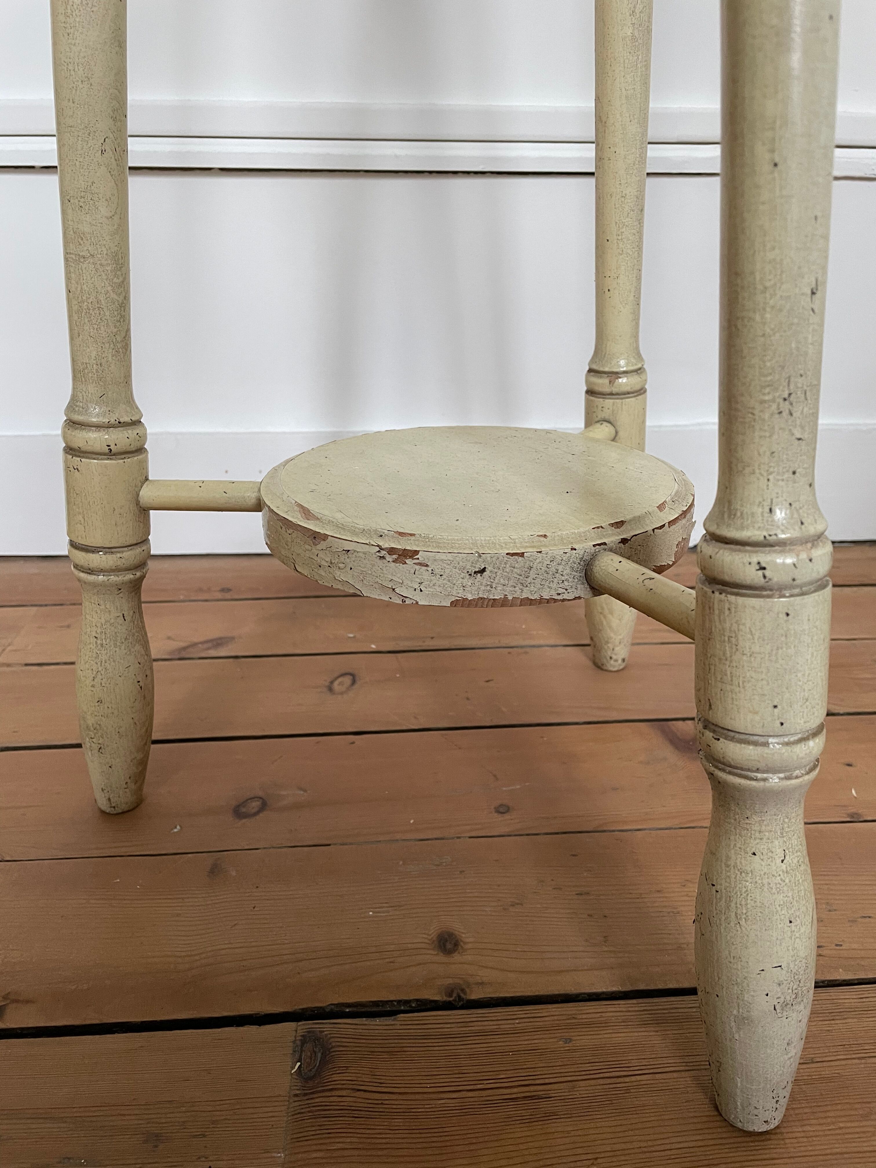 Vintage wooden harness with 2 trays