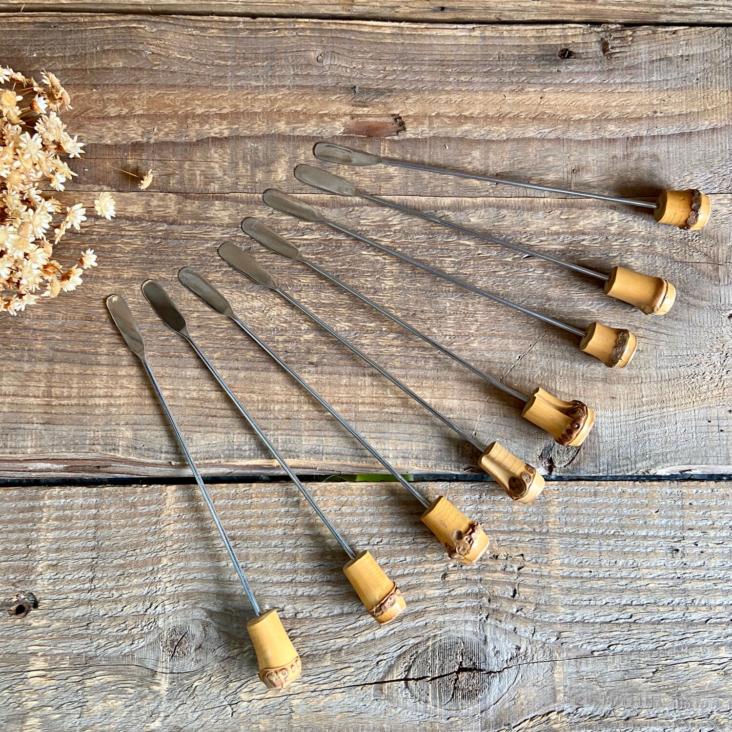 8 bamboo handle cocktail stirrers
