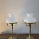 Paire de lampes anciennes en opaline et laiton
