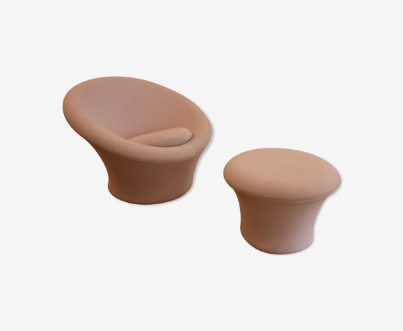 Pierre Paulin F560-Mushroom armchair