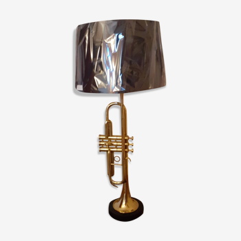 Trumpet lamp