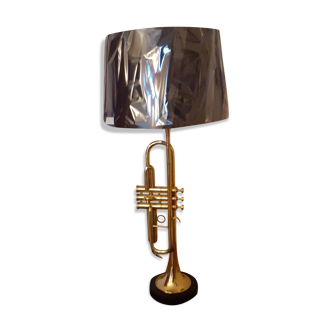 Trumpet lamp