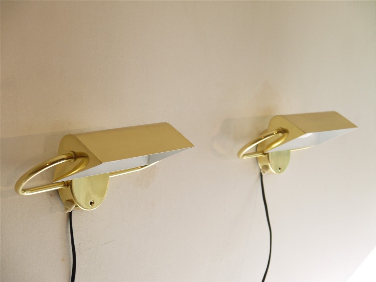 Paire d'appliques scandinave en laiton 1970