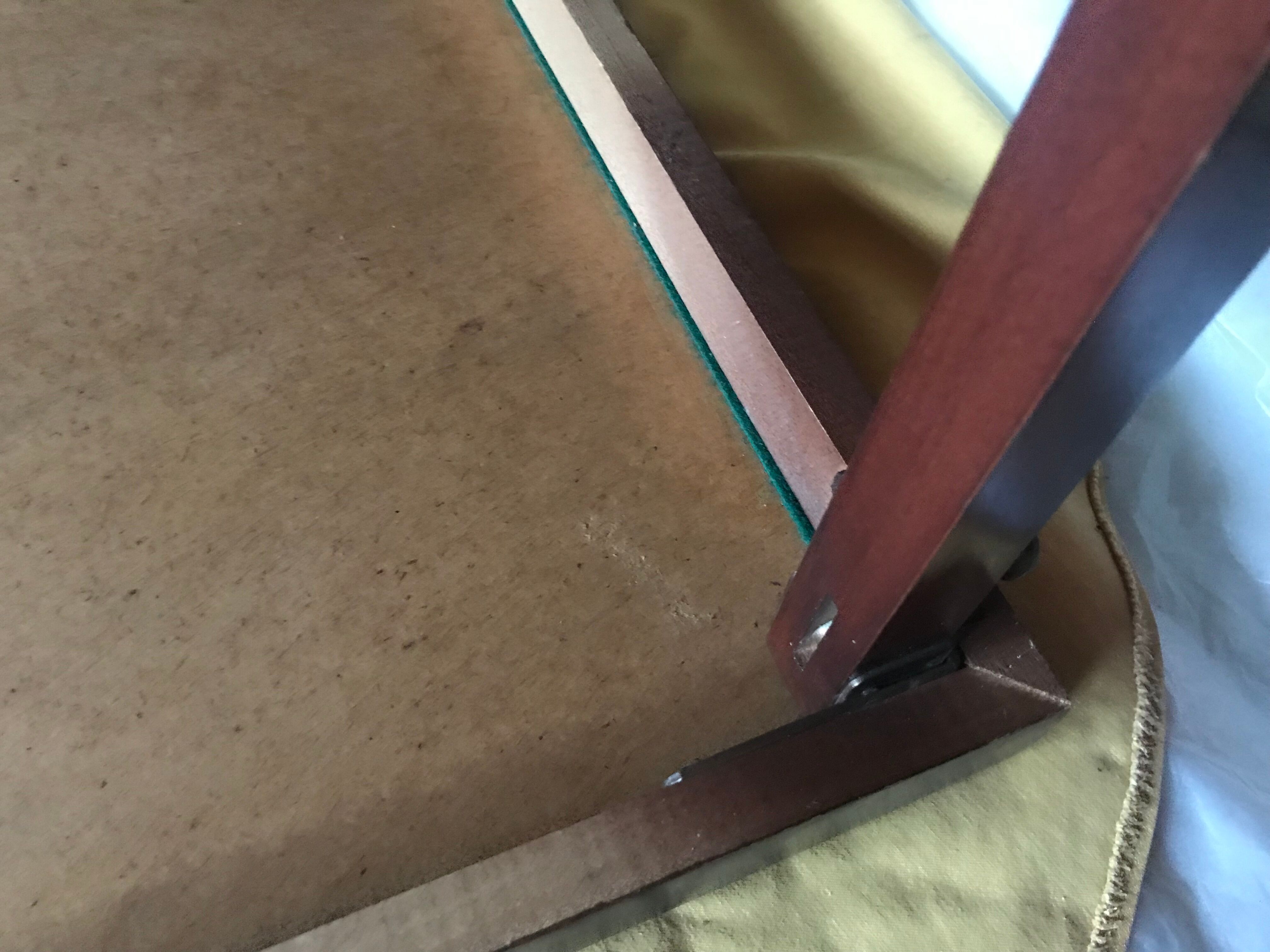 Folding bridge table