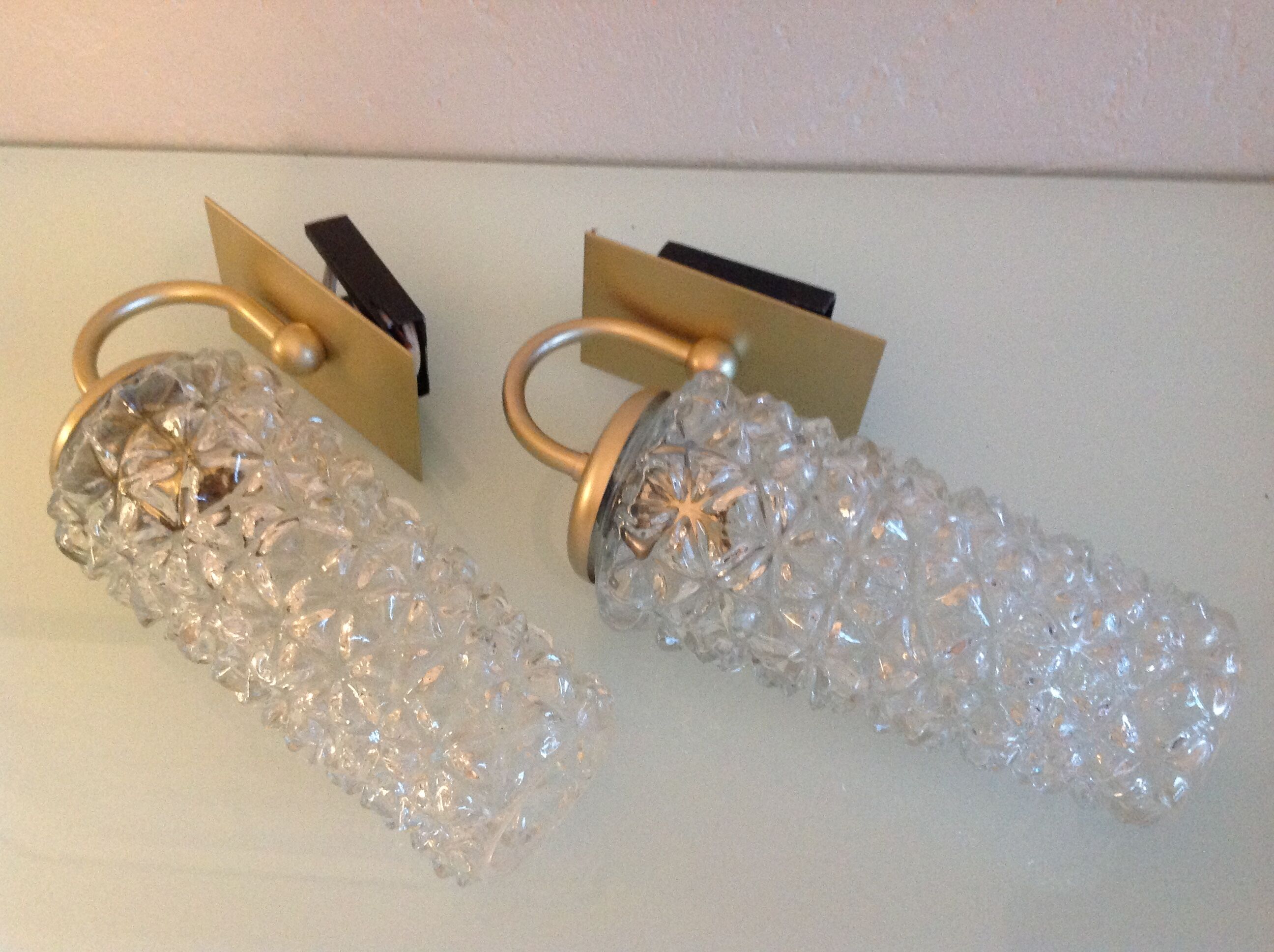 Pair of tulip glass and gold/vintage metal wall lamps 60/70