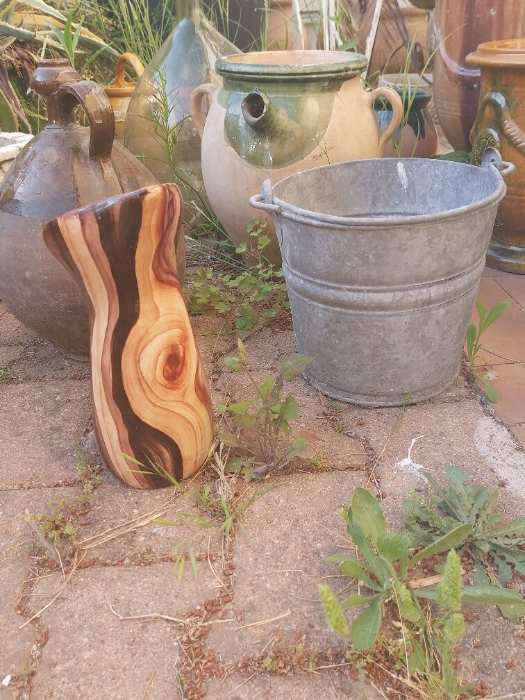 Pitcher faux bois Saint-Jean-du-Desert Marseille