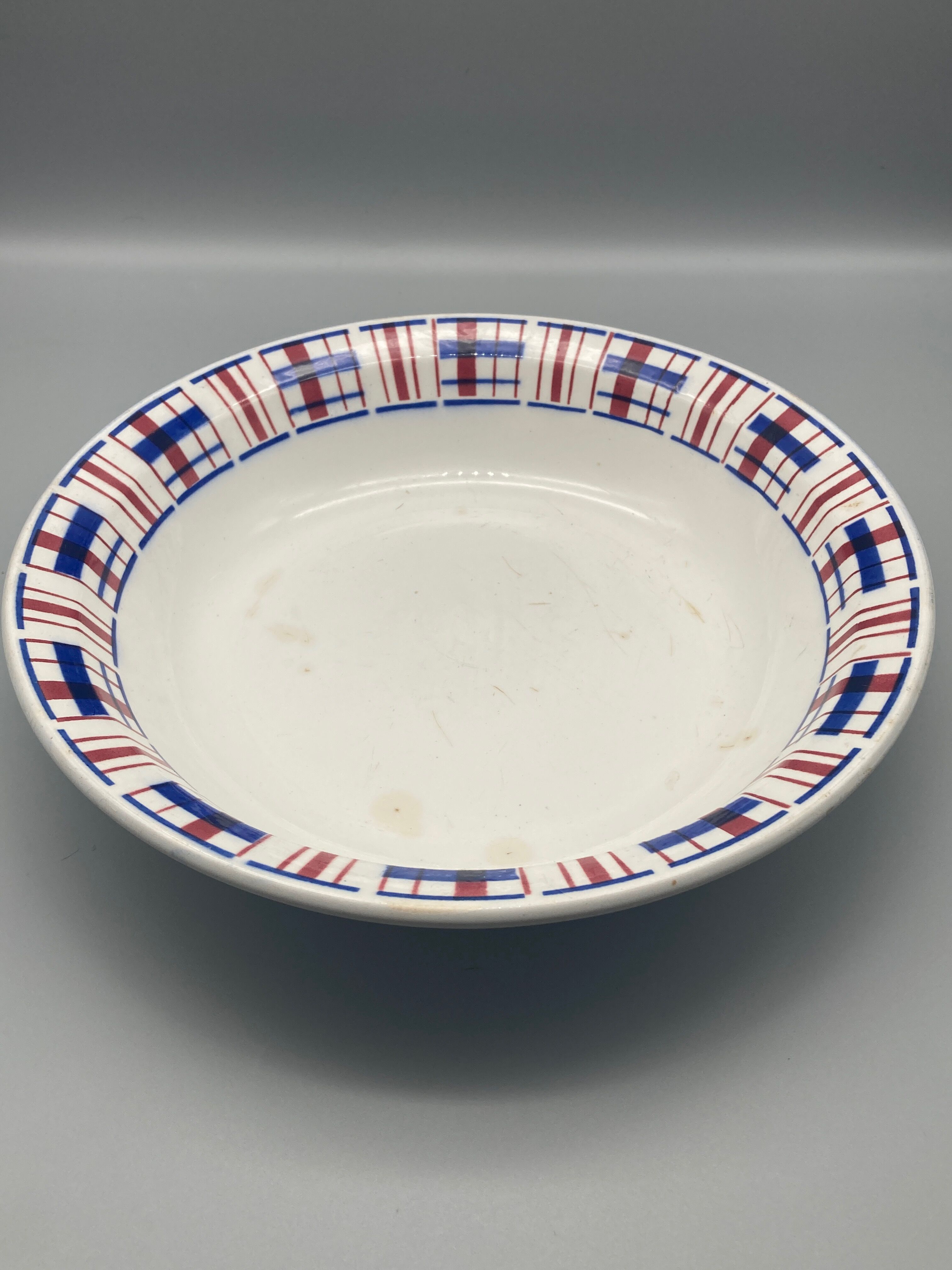 Jatte Creuse Terre de Fer Saint Amand Style Basque