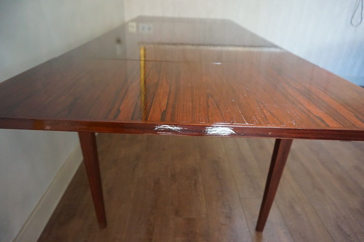 Rosewood extendable dining table, extended 189cm