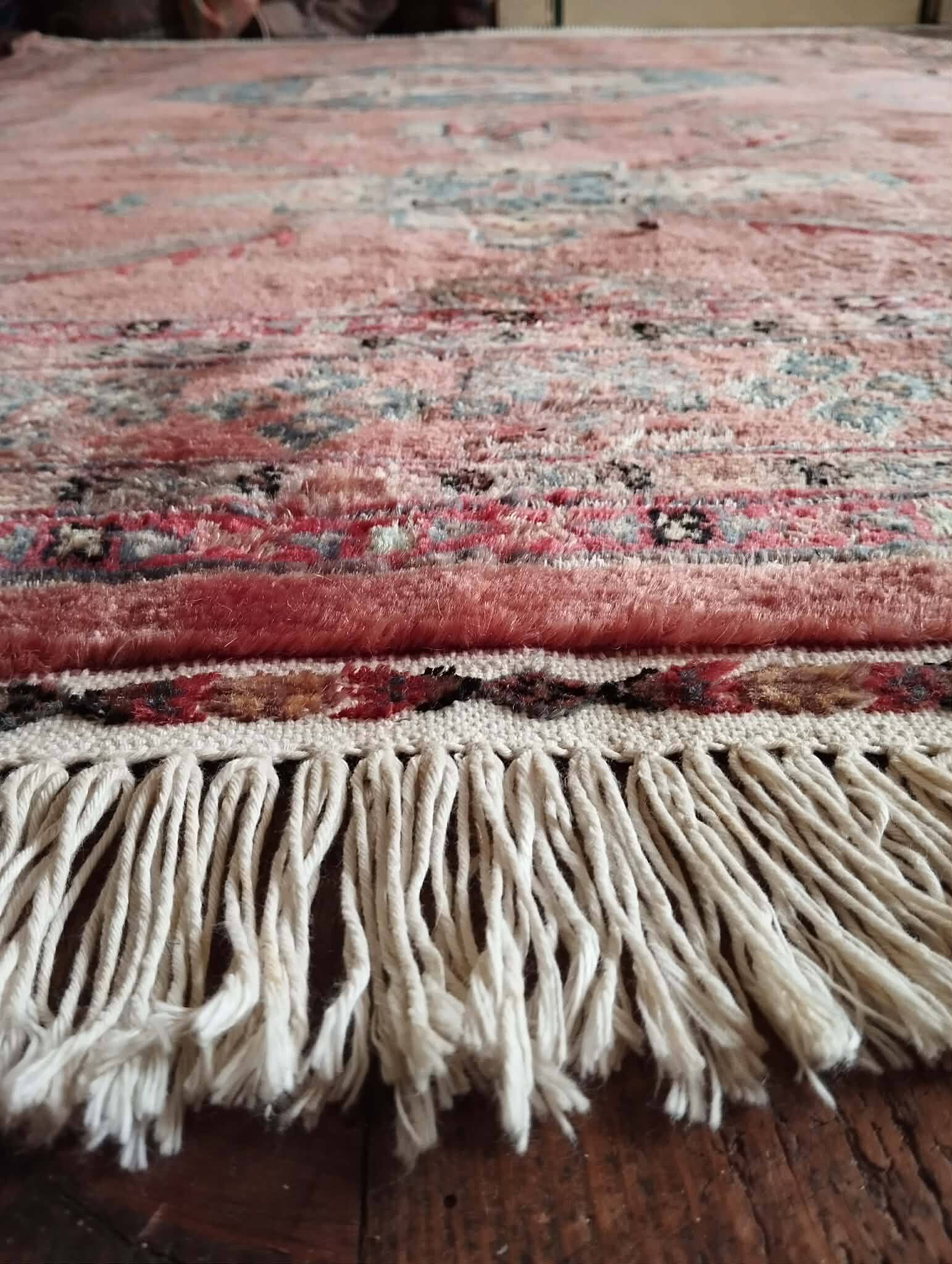 Handmade Pakistani Caucasian rug 259x192cm