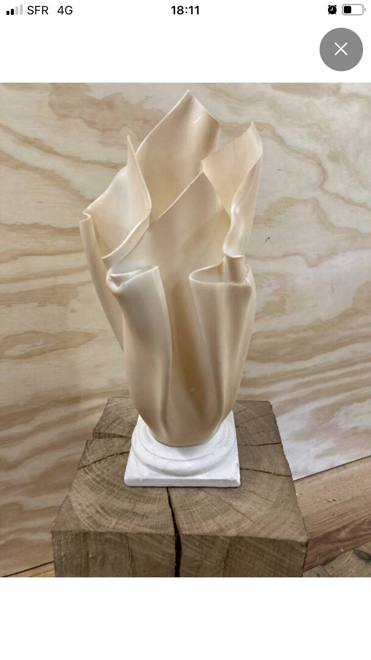 Georgia Jacob style lamp beige