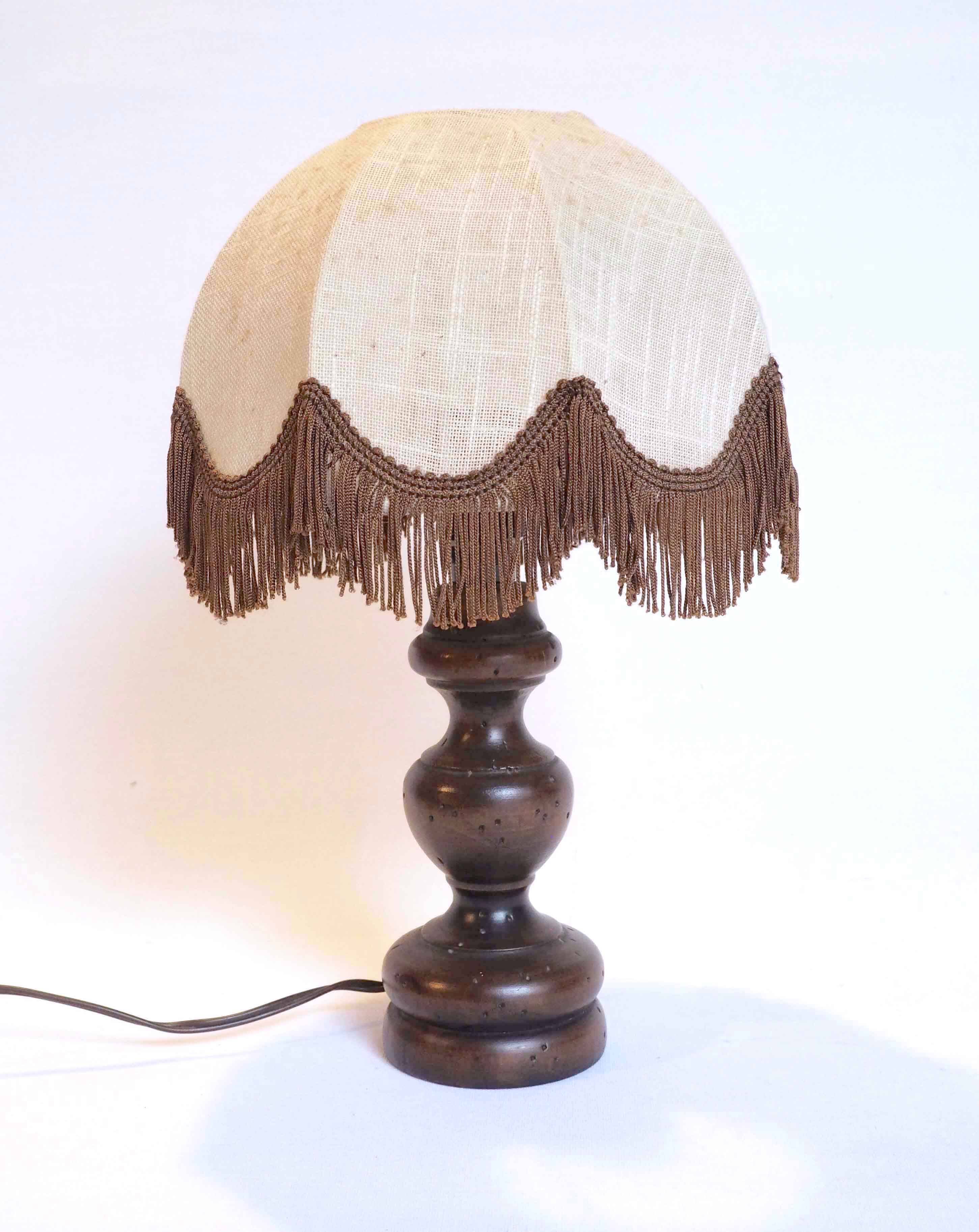 Small wooden foot lamp